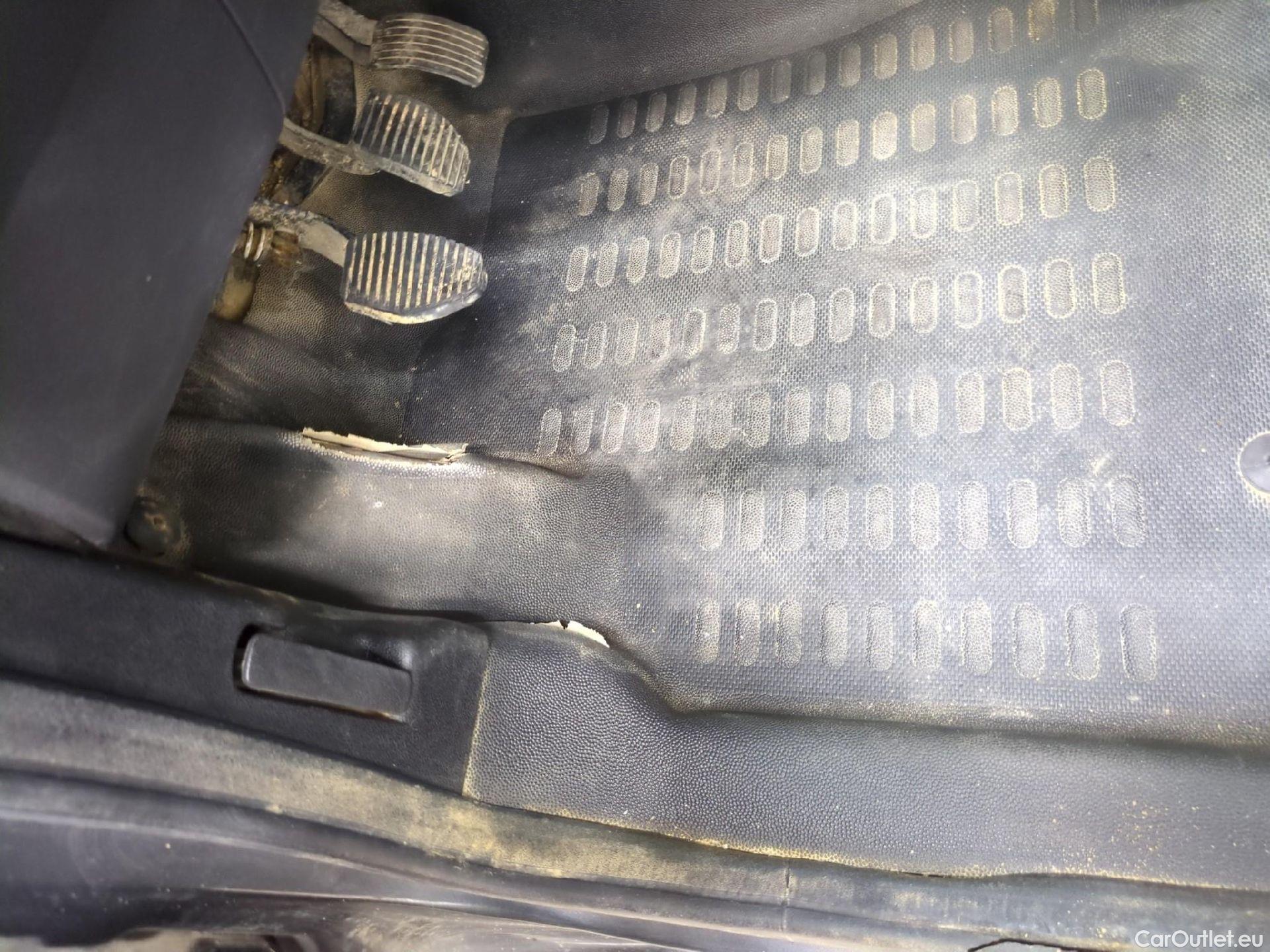  Peugeot  Partner  L1 Premium Pack 1.6 HDi 100CV BVM5 E6 #3