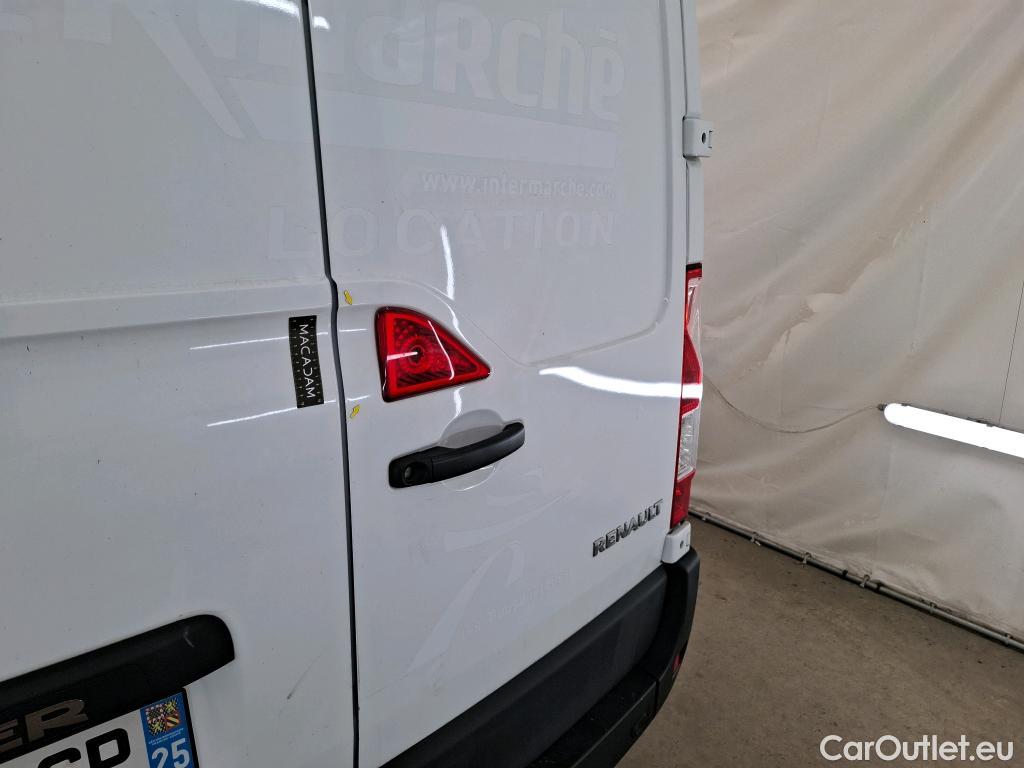  Renault  Master  III Fourgon L1H1 2 8 Grand Confort 2.3 dCi 135CV BVM6 E6dT #16