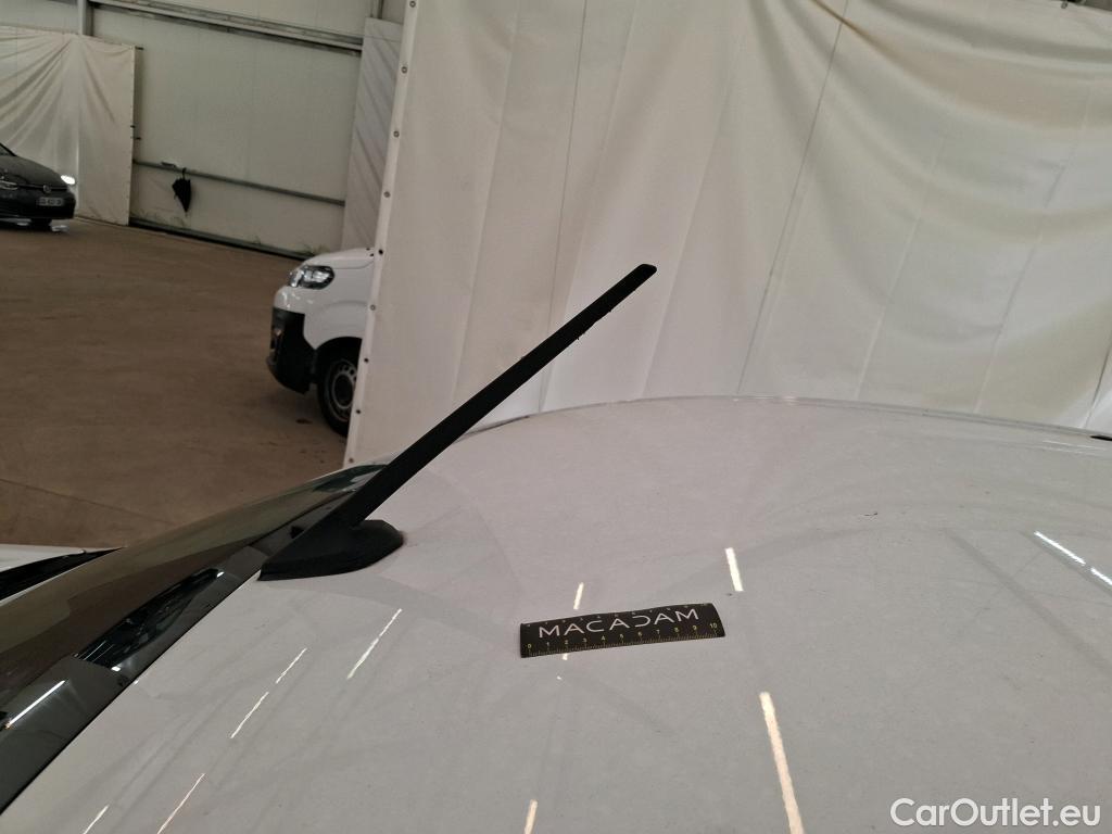  Renault  Kangoo RENAULT  / 2021 / 4P / Fourgonnette GD CONFORT - TCE 130 #32