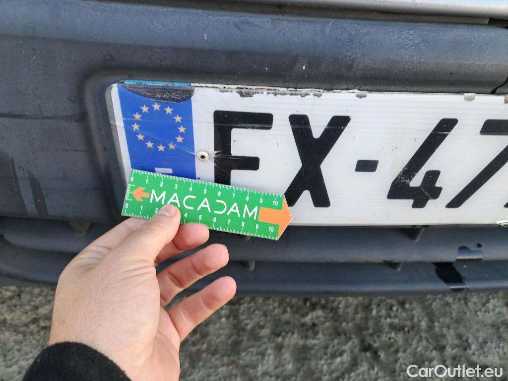  Renault  Master  III Fourgon L3H2 3 5 Grand Confort dCi 145CV BVM6 E6 #49