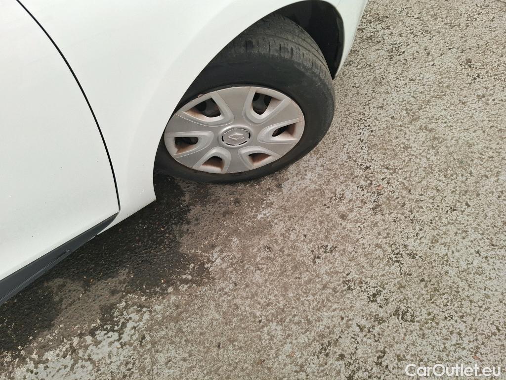  Renault  Clio RENAULT  Société VU 5p Berline Air dCi 75 - 18 #30