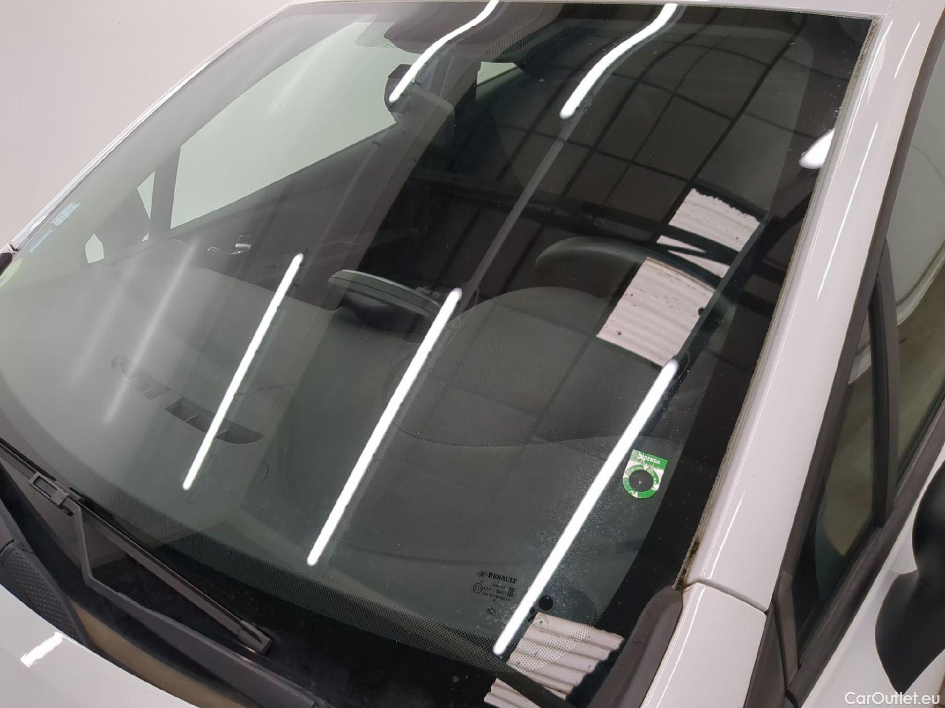  Renault  Clio  IV Air 1.5 dCi 90CV BVM5 E6 #9