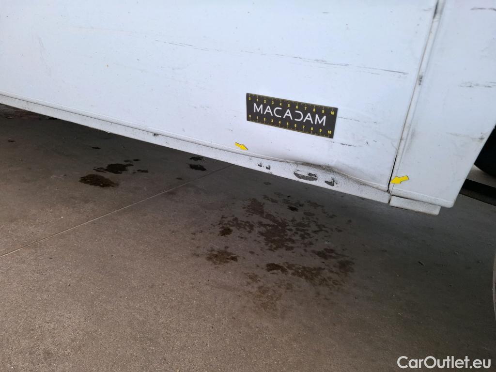  Renault  Master  III Fourgon L1H1 2 8 Grand Confort 2.3 dCi 135CV BVM6 E6dT #4