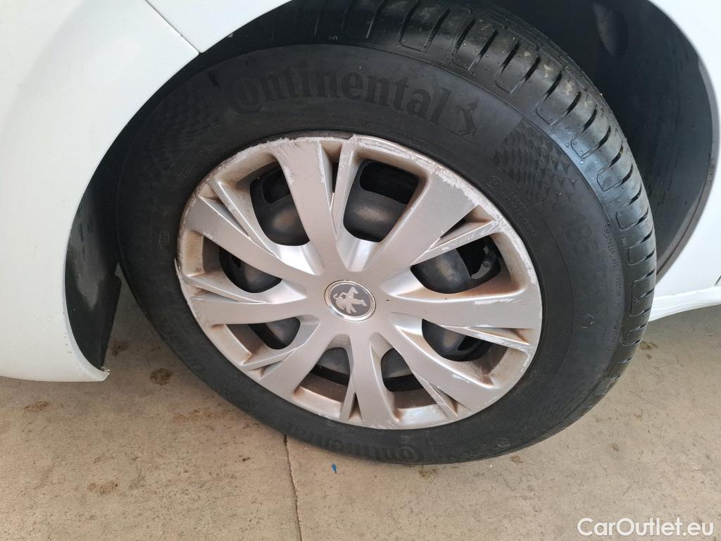  Peugeot  208 PEUGEOT  Affaire VU 5p Berline 1.6 BlueHDi 75 PACK CLIM NAV #26