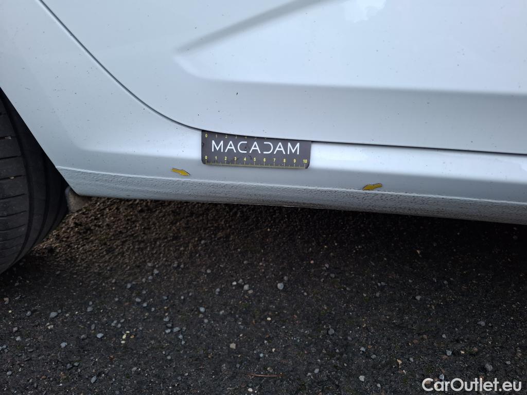  Renault  Megane  IV Berline 5pt. Société Air Nav 1.5 dCi 90CV BVM6 E6 #12