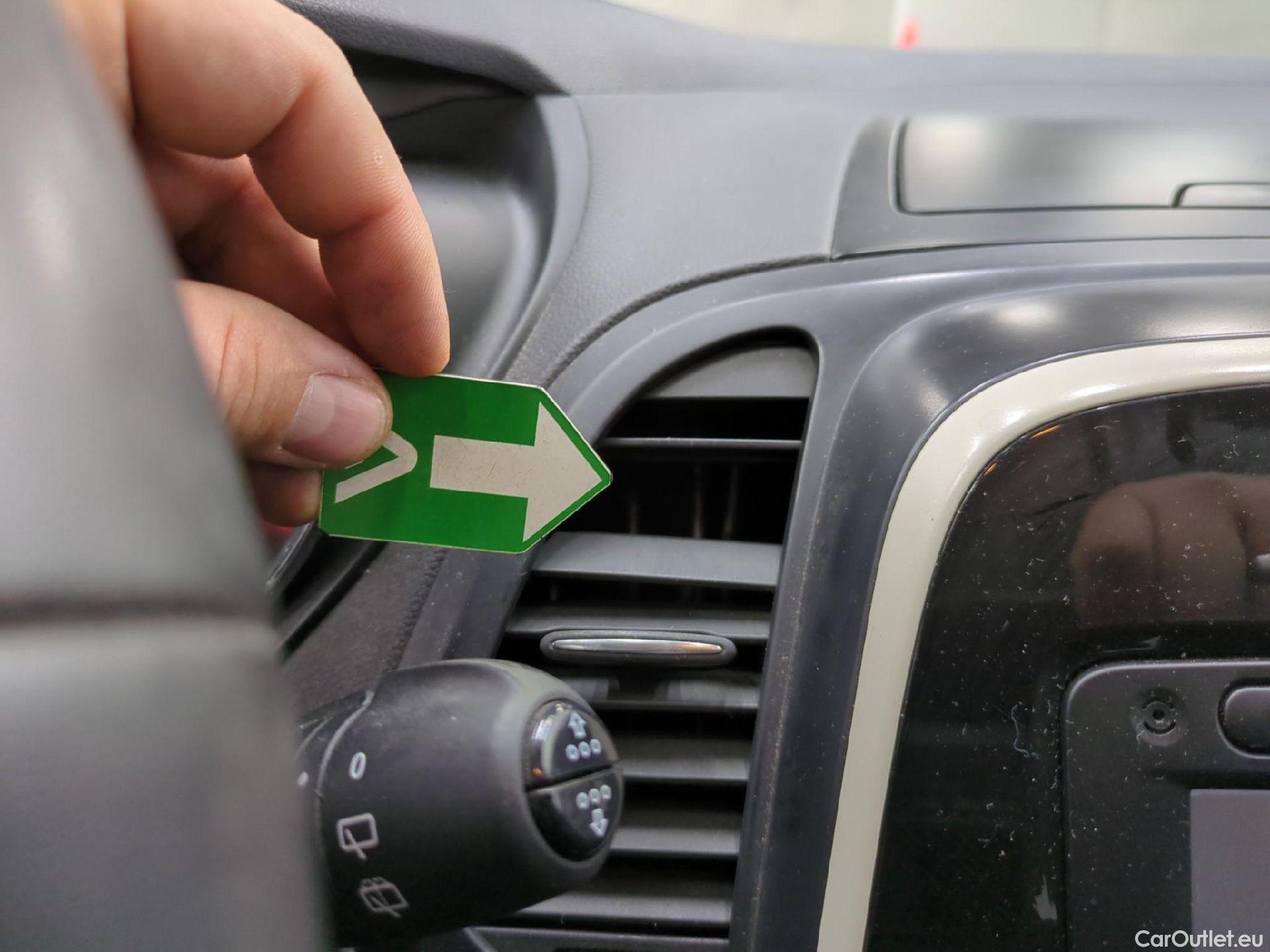  Renault  Captur RENAULT  5p Crossover Business dCi 90 / TRANSFO VP/VF #2