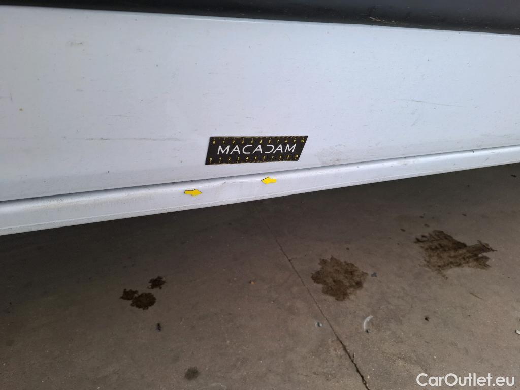  Renault  Master  III Fourgon L1H1 2 8 Grand Confort 2.3 dCi 135CV BVM6 E6dT #22