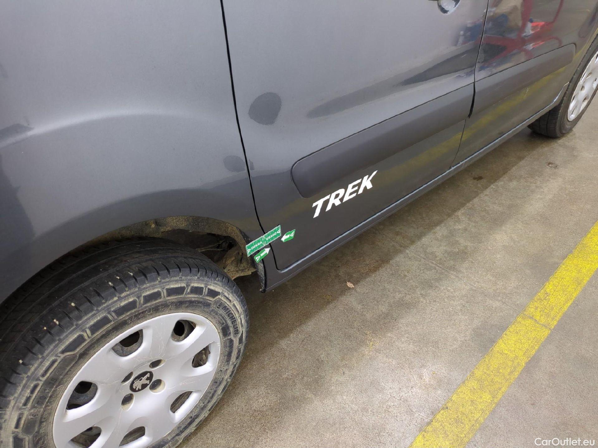  Peugeot  Partner  L1 Premium Pack 1.6 HDi 100CV BVM5 E6 #37