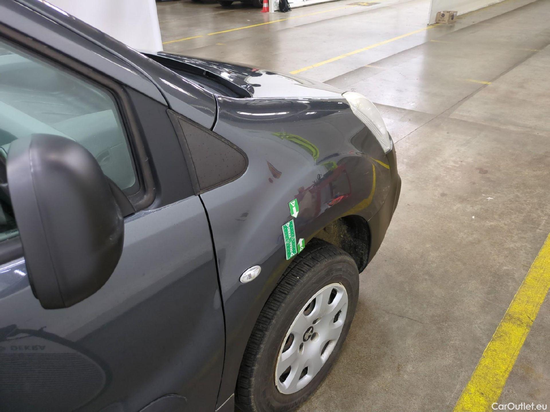  Peugeot  Partner  L1 Premium Pack 1.6 HDi 100CV BVM5 E6 #41