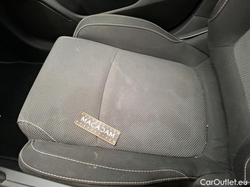  Renault  Megane  IV Berline 5pt. Société Air Nav 1.5 dCi 90CV BVM6 E6 #19