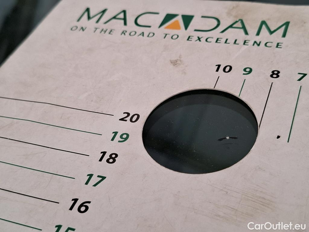  Renault  Master  III Fourgon L1H1 2 8 Grand Confort 2.3 dCi 135CV BVM6 E6dT #2