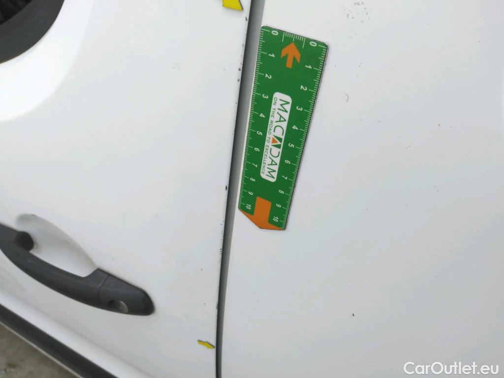  Citroen  Berlingo CITROEN  VU 3p EVL BlueHDi 100 S&S BVM Business M fourgonnette #21