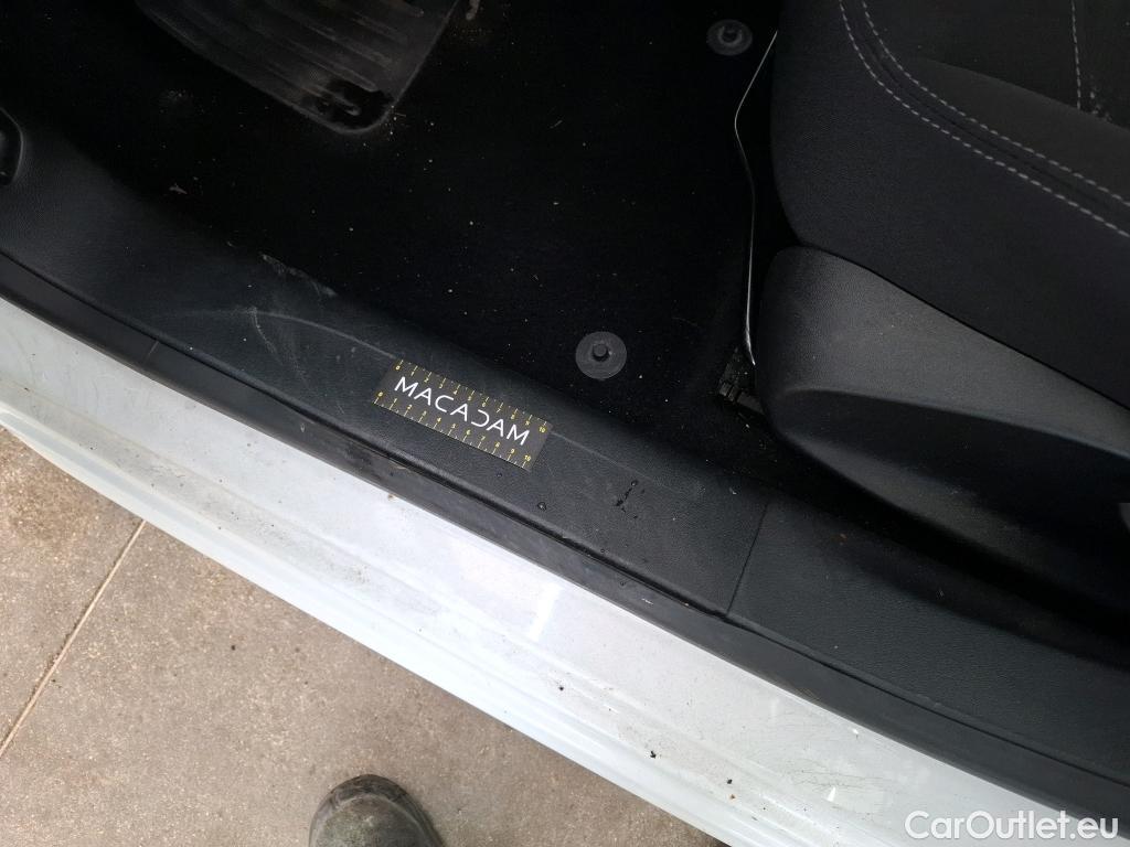  Peugeot  208  Affaire Premium Pack 1.5 HDi 100CV BVM6 E6dT #9