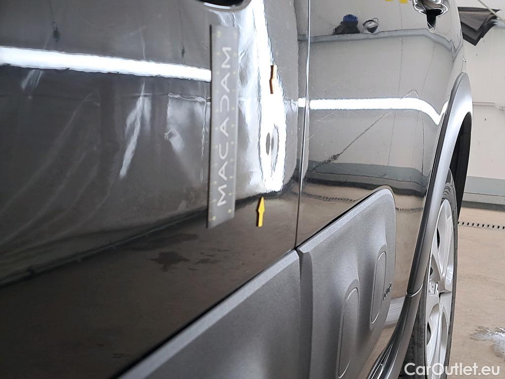  Citroen  C3  Société Feel Nav 1.2 PureTech 80CV BVM5 E6 #3