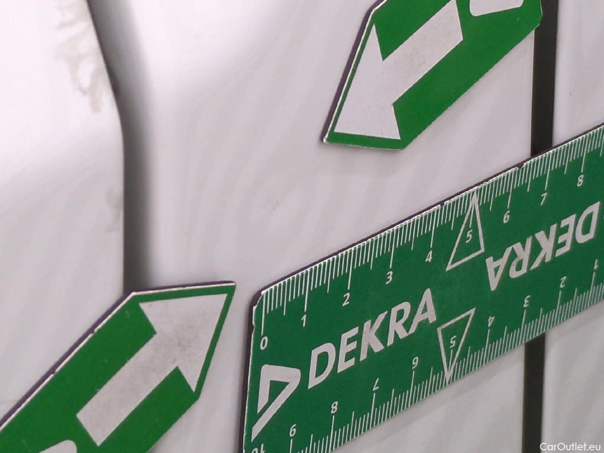  Peugeot  Boxer PEUGEOT  VU 4p Fourgon BLUEHDI 110 PREMIUM PACK 330 L1H1 #38