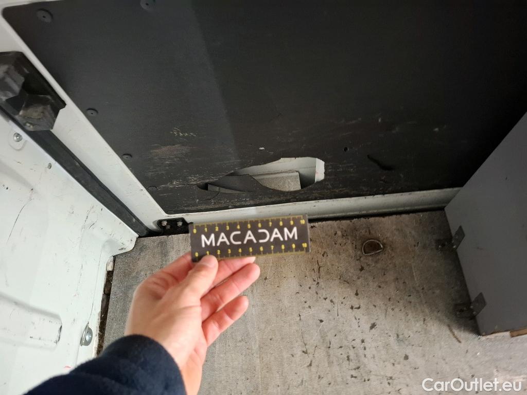  Peugeot  Boxer PEUGEOT  / 2014 / 4P / Fourgon tôlé BlueHDi 120 S&S ASPHALT 333 L1H2 #23