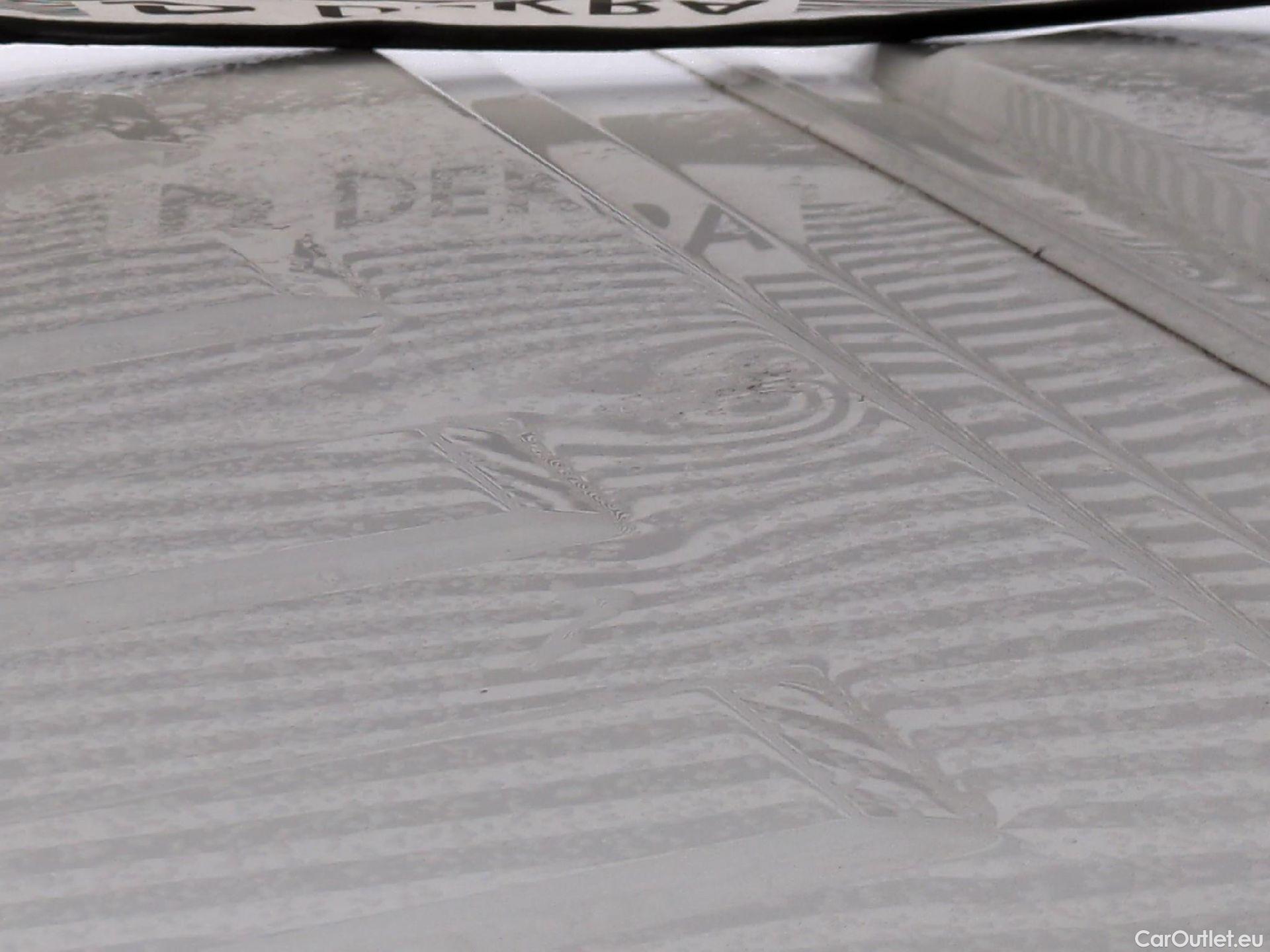  Peugeot  Boxer PEUGEOT  VU 4p Fourgon BLUEHDI 110 PREMIUM PACK 330 L1H1 #19