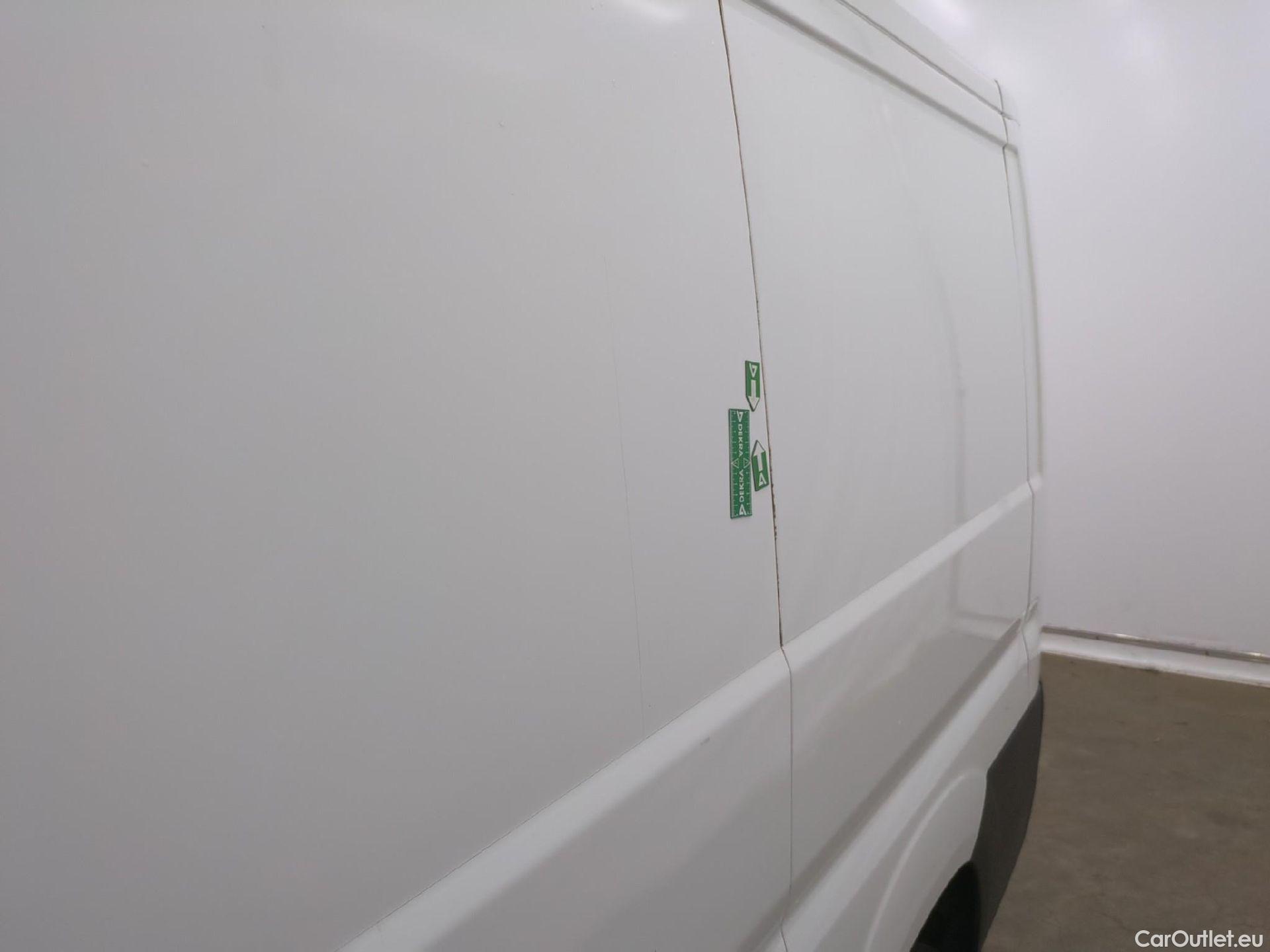  Peugeot  Boxer PEUGEOT  VU 4p Fourgon BLUEHDI 110 PREMIUM PACK 330 L1H1 #43