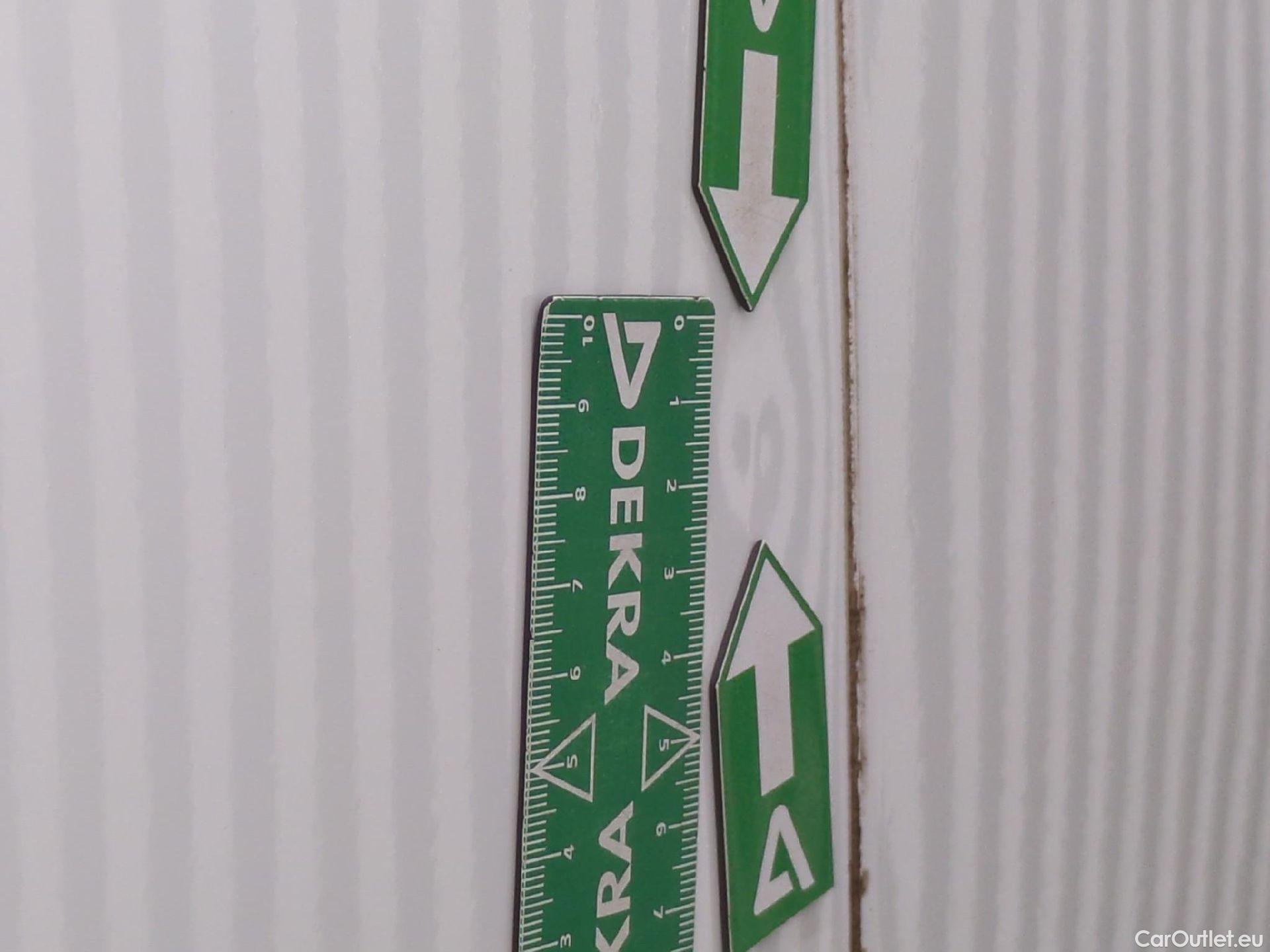  Peugeot  Boxer PEUGEOT  VU 4p Fourgon BLUEHDI 110 PREMIUM PACK 330 L1H1 #44