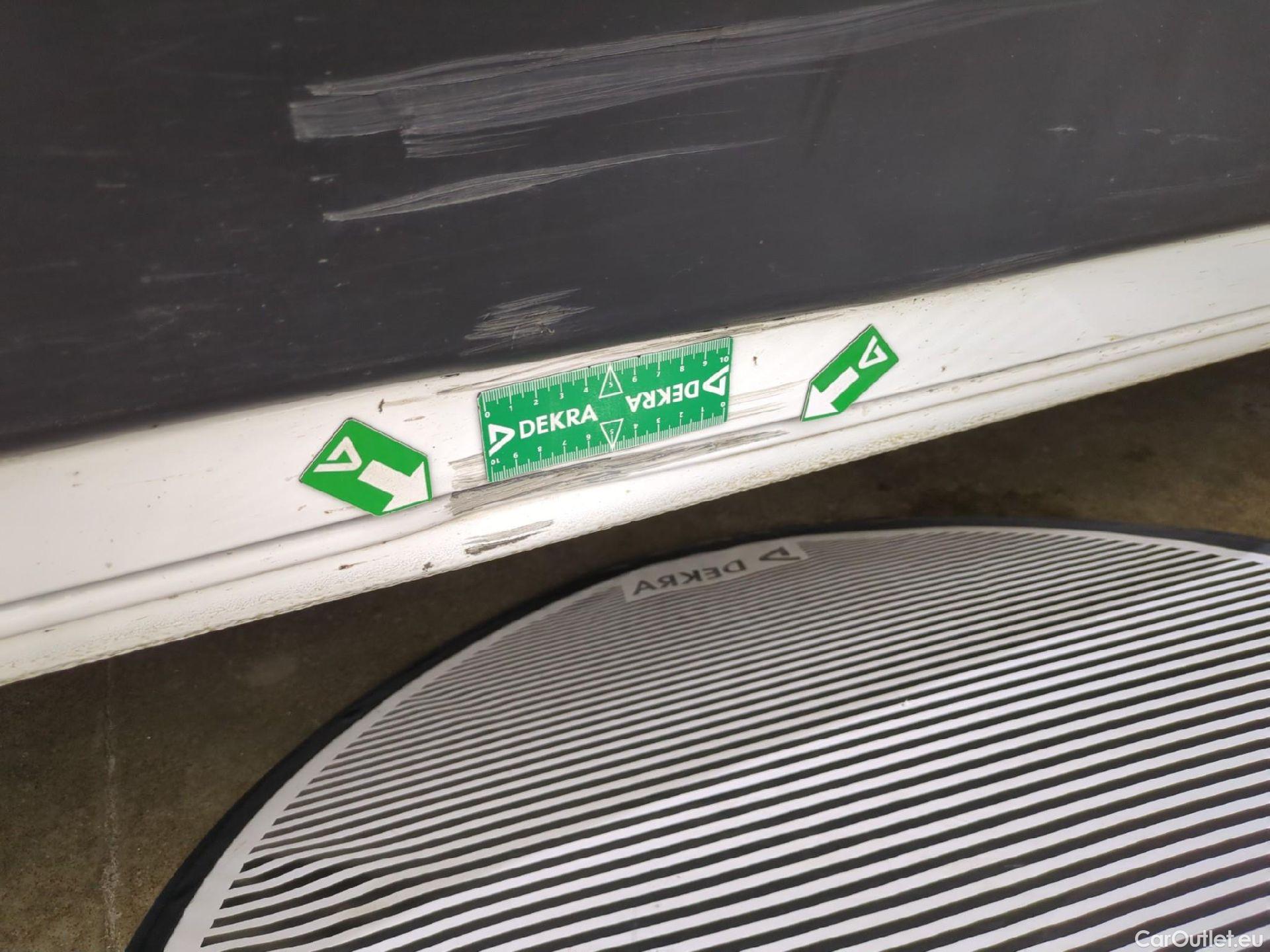  Peugeot  Boxer PEUGEOT  VU 4p Fourgon BLUEHDI 110 PREMIUM PACK 330 L1H1 #23