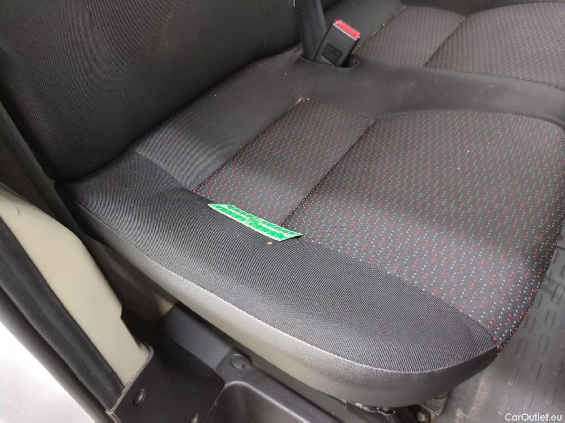  Peugeot  Boxer PEUGEOT  VU 4p Fourgon BLUEHDI 110 PREMIUM PACK 330 L1H1 #1