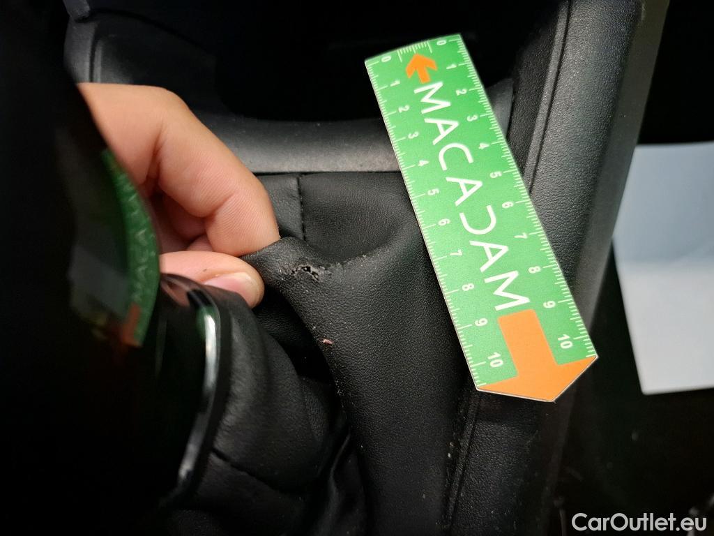  Peugeot  208  Affaire Premium 1.5 HDi 100CV BVM5 E6dT #32