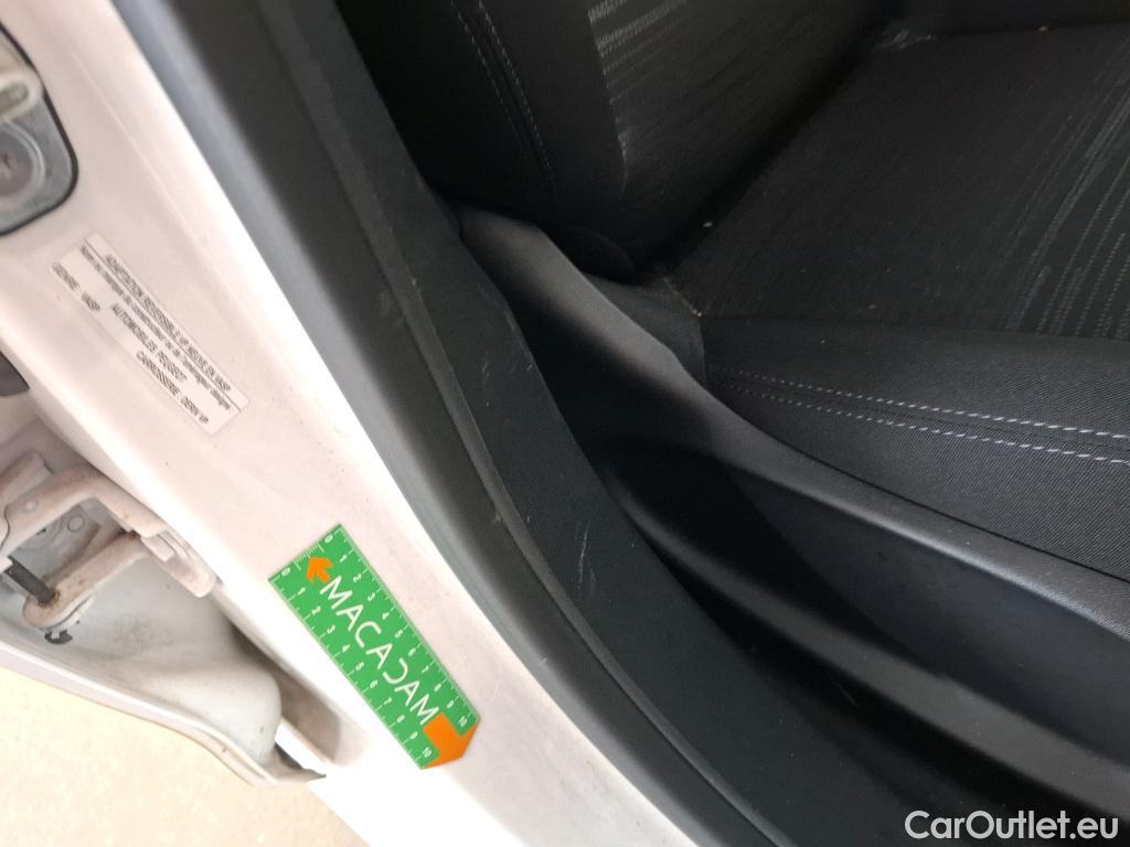  Peugeot  208  Affaire Premium 1.5 HDi 100CV BVM5 E6dT #21