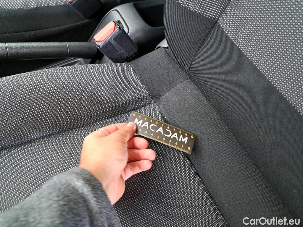  Citroen  C3  Société Feel Nav 1.2 PureTech 80CV BVM5 E6 #21