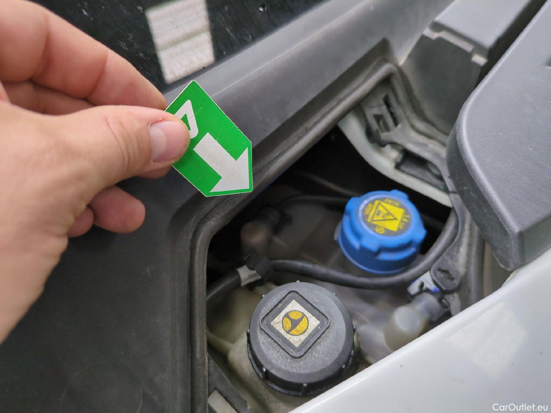  Peugeot  Boxer PEUGEOT  VU 4p Fourgon BLUEHDI 110 PREMIUM PACK 330 L1H1 #8