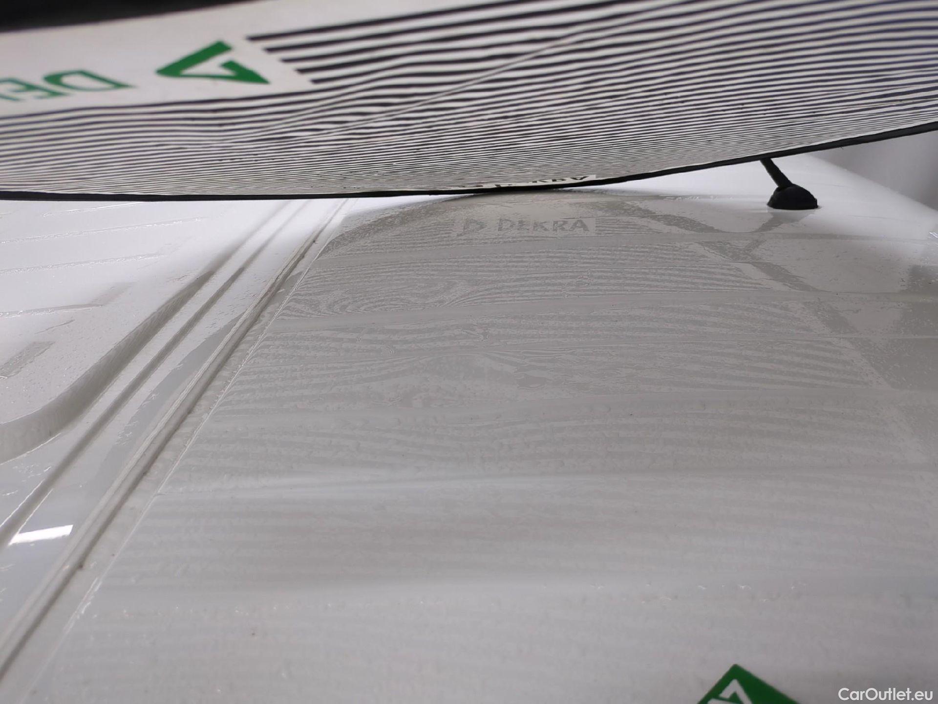  Peugeot  Boxer PEUGEOT  VU 4p Fourgon BLUEHDI 110 PREMIUM PACK 330 L1H1 #31