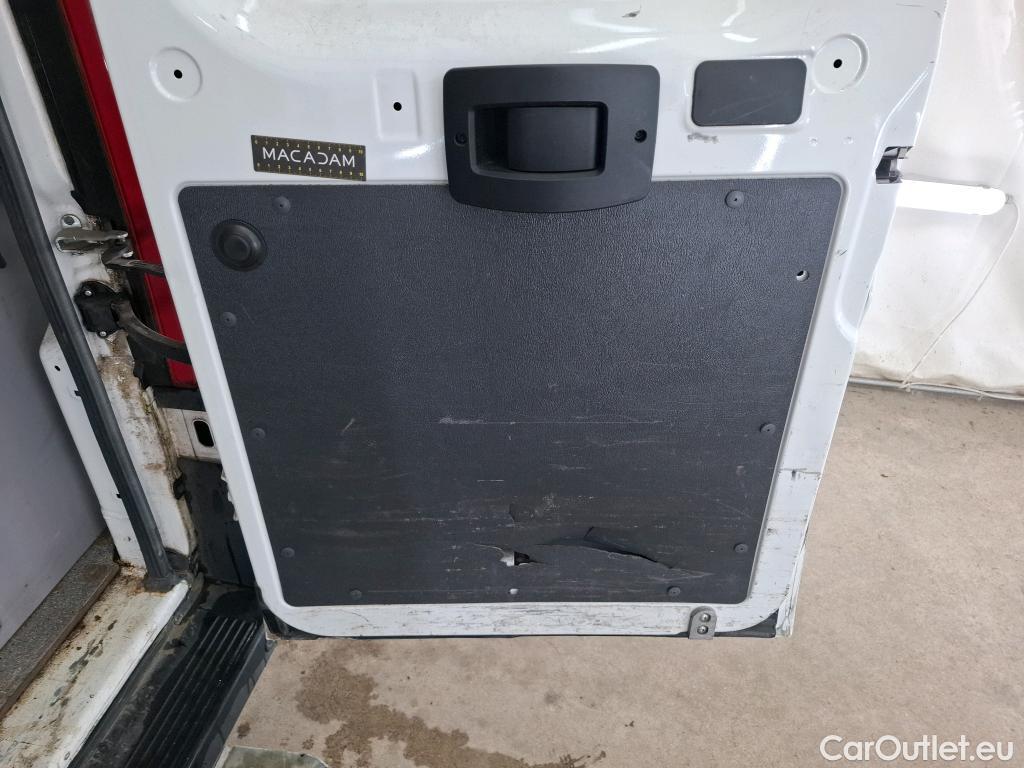  Peugeot  Boxer PEUGEOT  / 2014 / 4P / Fourgon tôlé BlueHDi 120 S&S ASPHALT 333 L1H2 #28