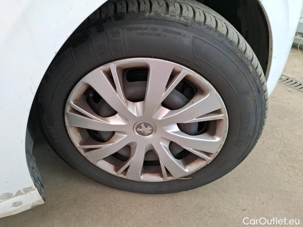  Peugeot  208  Active Business  1.5 HDi 100CV BVM5 E6dT / TRANSFO VP/VF
 #25