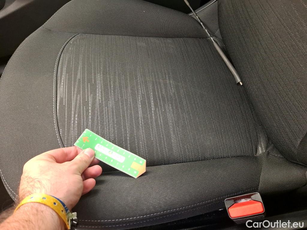  Peugeot  208  Affaire Premium Pack 1.5 HDi 100CV BVM5 E6dT #33