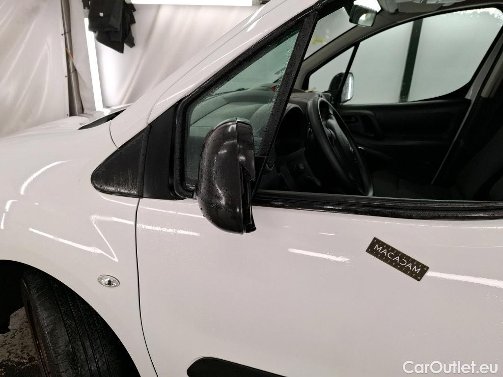  Citroen  Berlingo CITROEN  VU 3p Fourgonnette VTi 95 BVM Club M #3