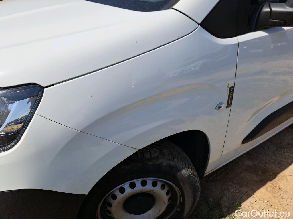  Citroen  Berlingo CITROEN  VU 4p Fourgonnette M 650kg BlueHDi 100 S&S BVM Driver #46