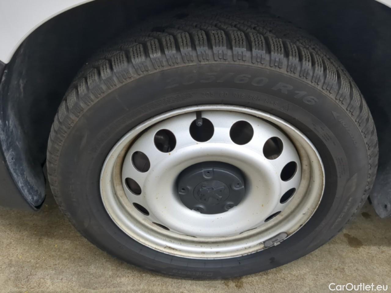  Peugeot  Partner  Asphalt L1 1.6 HDi 100CV BVM5 E6 #3