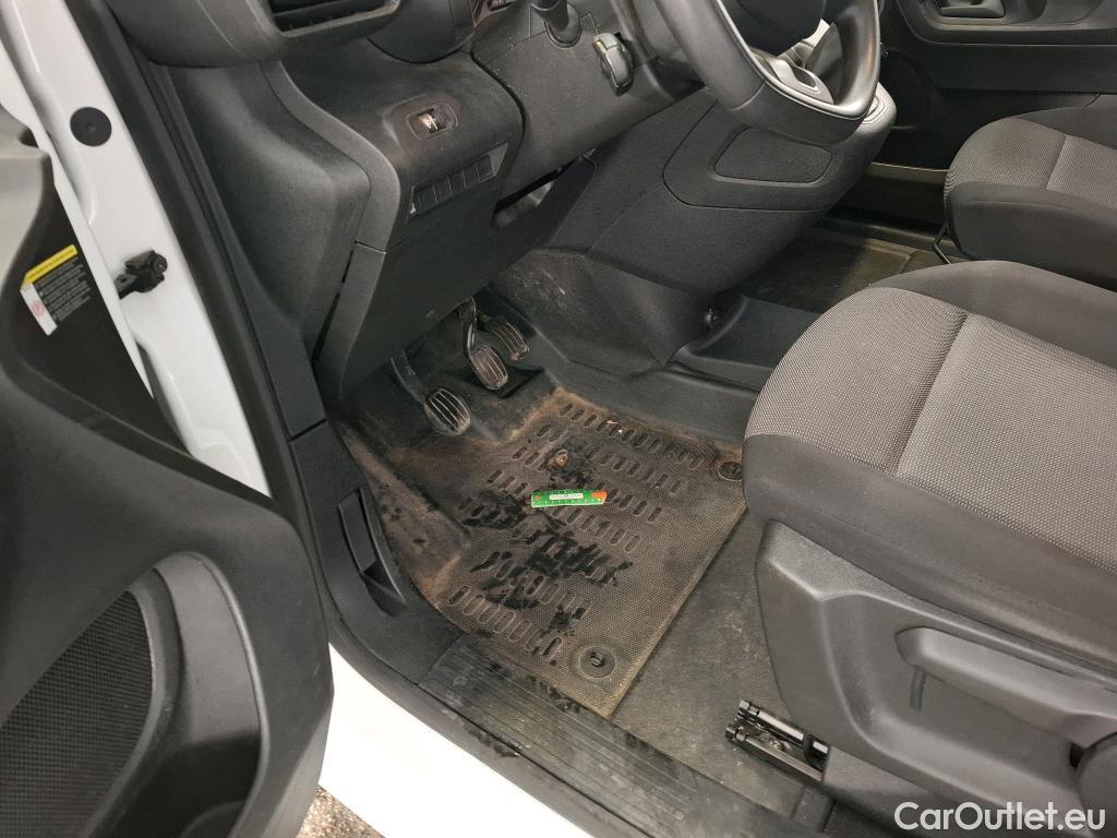  Citroen  Berlingo CITROEN  / 2018 / 4P / Fourgonnette M 650kg BlueHDi 75 S&S BVM Club #8