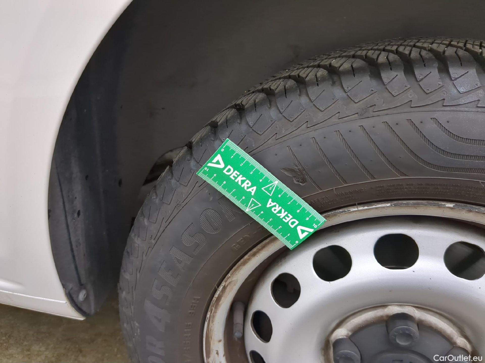  Volkswagen  Caddy VOLKSWAGEN  Van VU 4p Fourgonnette 2.0 TDI 102 DSG6 Business Line Plus #7