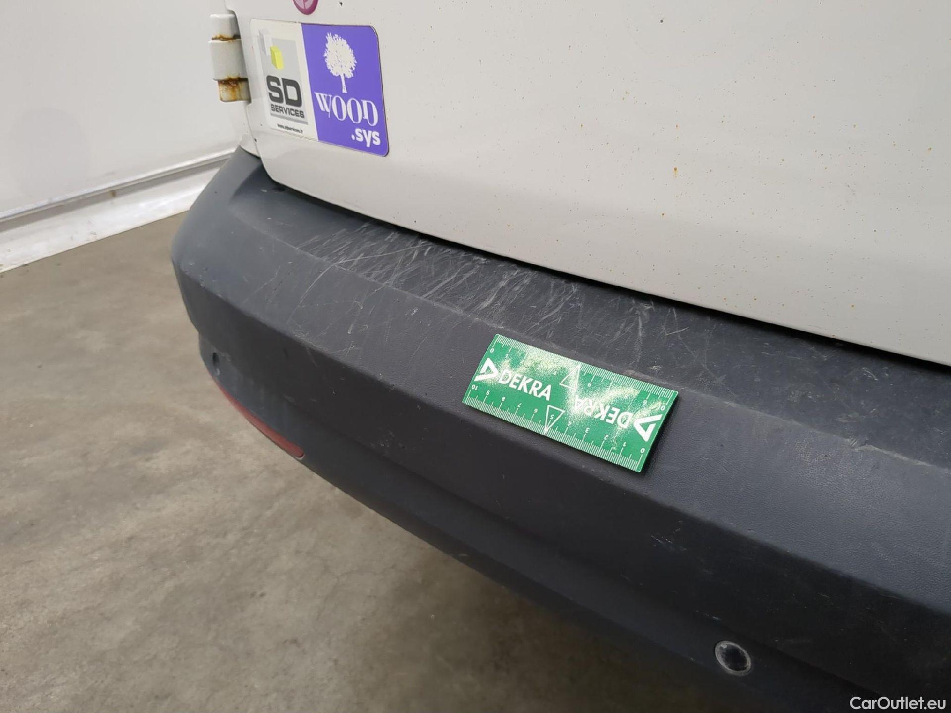  Volkswagen  Caddy VOLKSWAGEN  Van VU 4p Fourgonnette 2.0 TDI 122 4MOTION Business Line #44