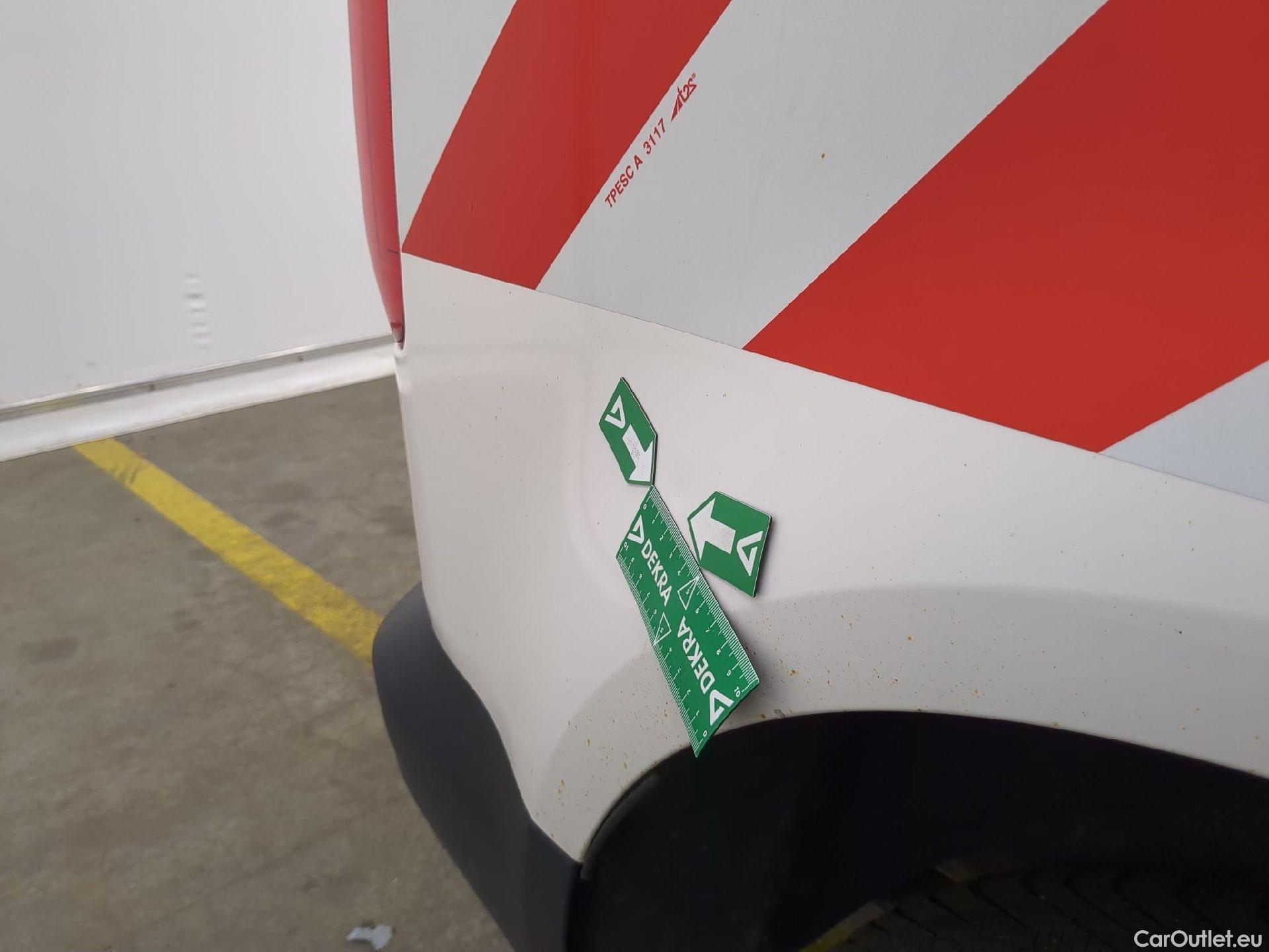  Volkswagen  Caddy VOLKSWAGEN  Van VU 4p Fourgonnette 2.0 TDI 122 4MOTION Business Line #16