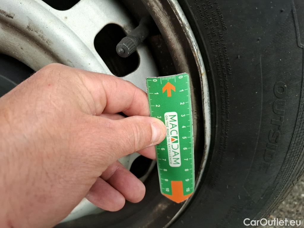  Citroen  Berlingo CITROEN  / 2018 / 4P / Fourgonnette M 650kg BlueHDi 75 S&S BVM Club #5