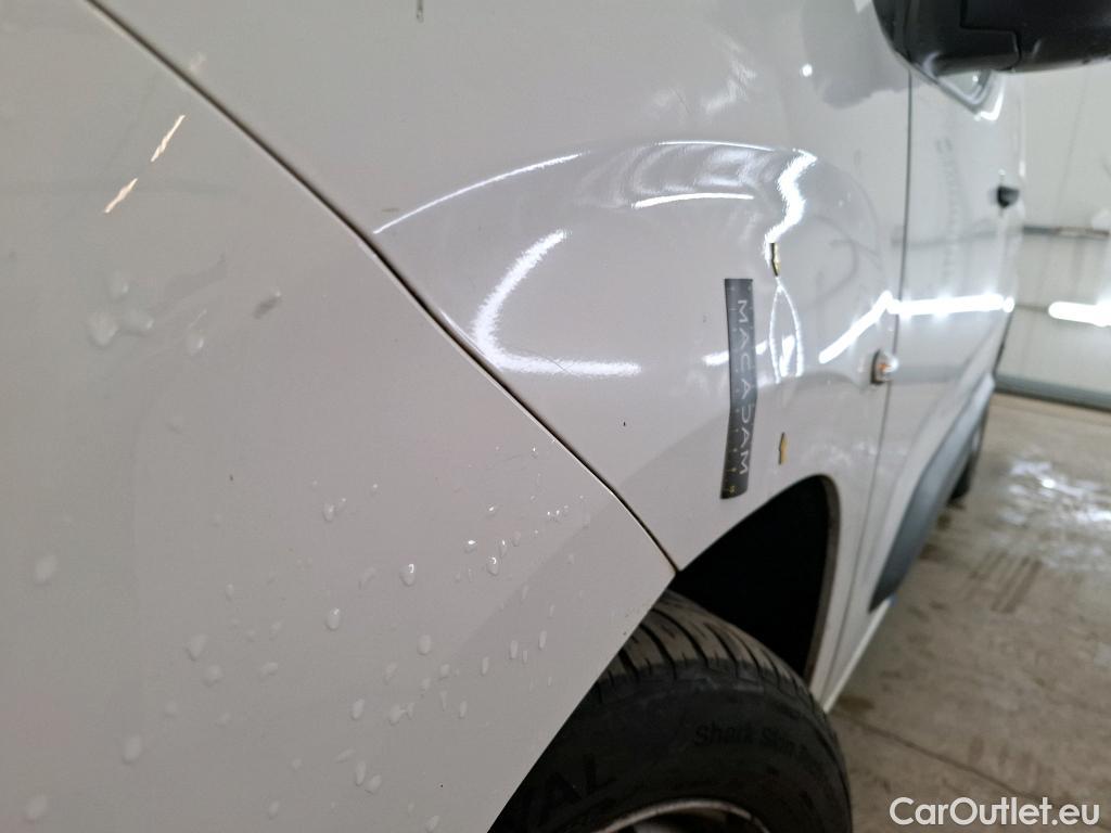  Citroen  Berlingo  Fourgon Club XL 950 1.5 BlueHDi 100CV BVM5 E6dT #9