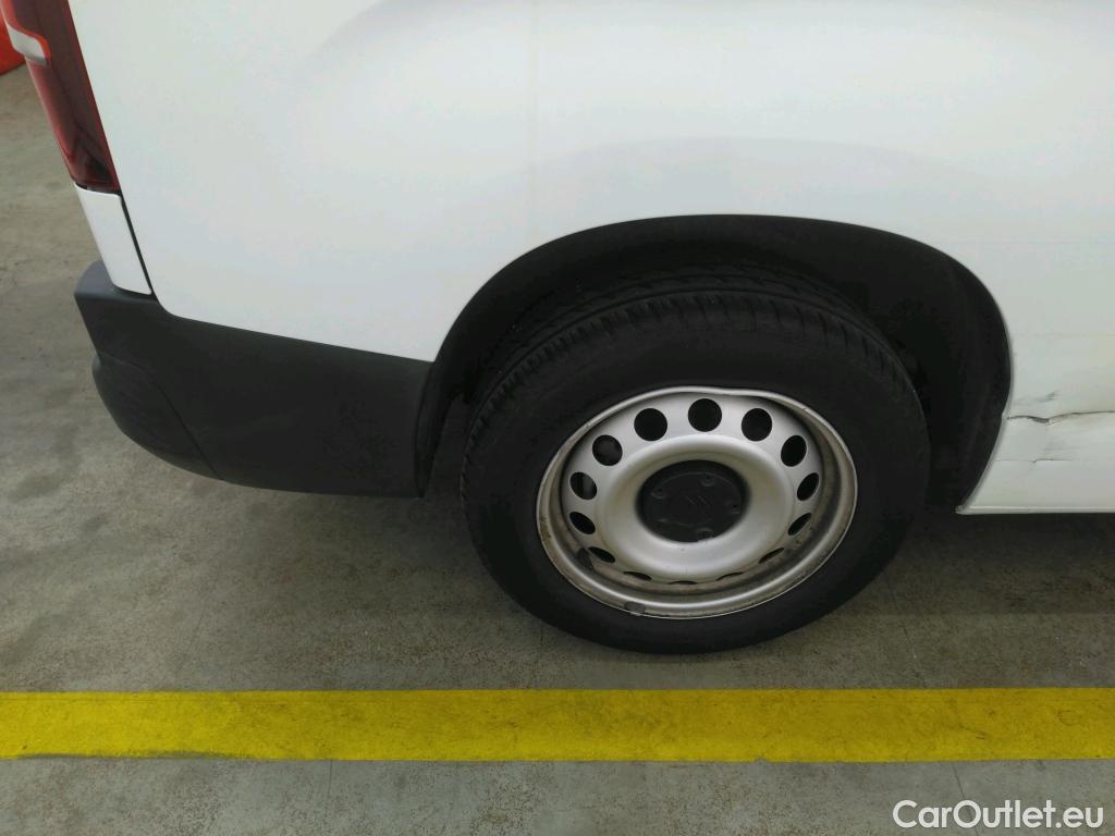  Citroen  Berlingo  Fourgon Club XL 950 1.5 BlueHDi 100CV BVM5 E6dT #38