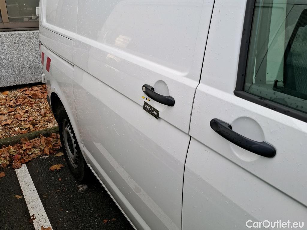  Volkswagen  Transporter T6  Fourgon 4Motion 2.0 TDI 150CV BVM6 E6 #1