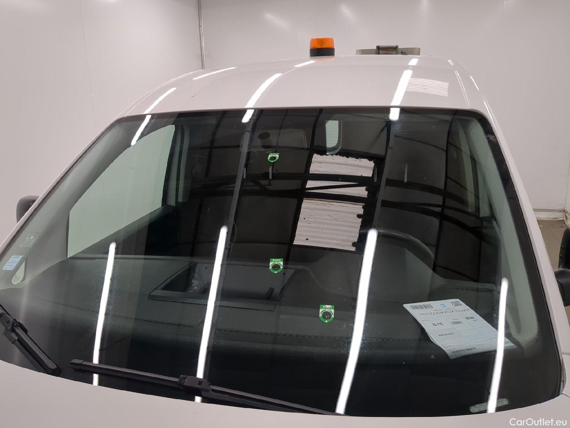  Volkswagen  Caddy VOLKSWAGEN  Van VU 4p Fourgonnette 2.0 TDI 122 4MOTION Business Line #34