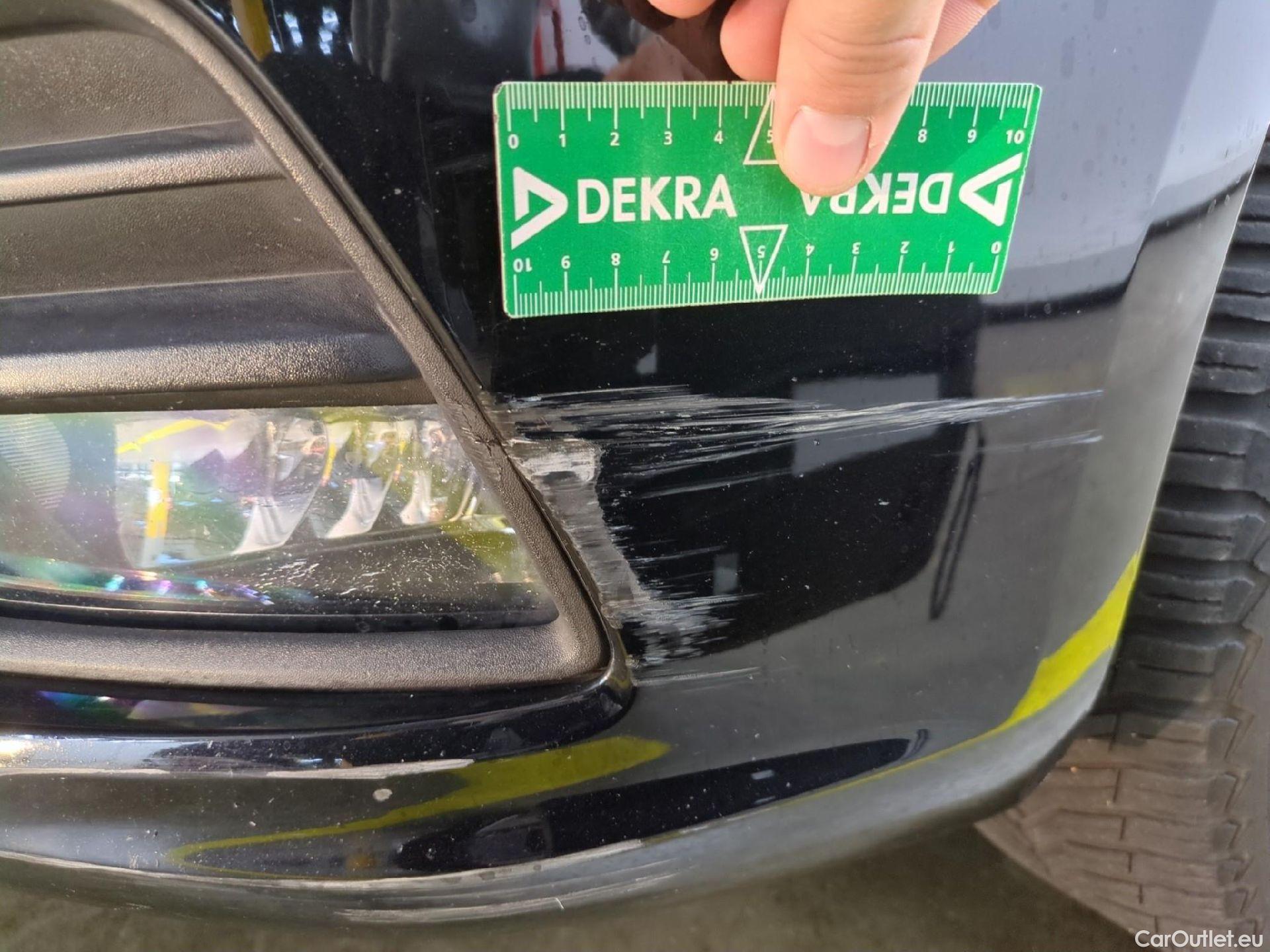  Volkswagen  Caddy VOLKSWAGEN  Van / 2015 / 4P / Fourgonnette 2.0 TDI 102 Business Line Plus #32