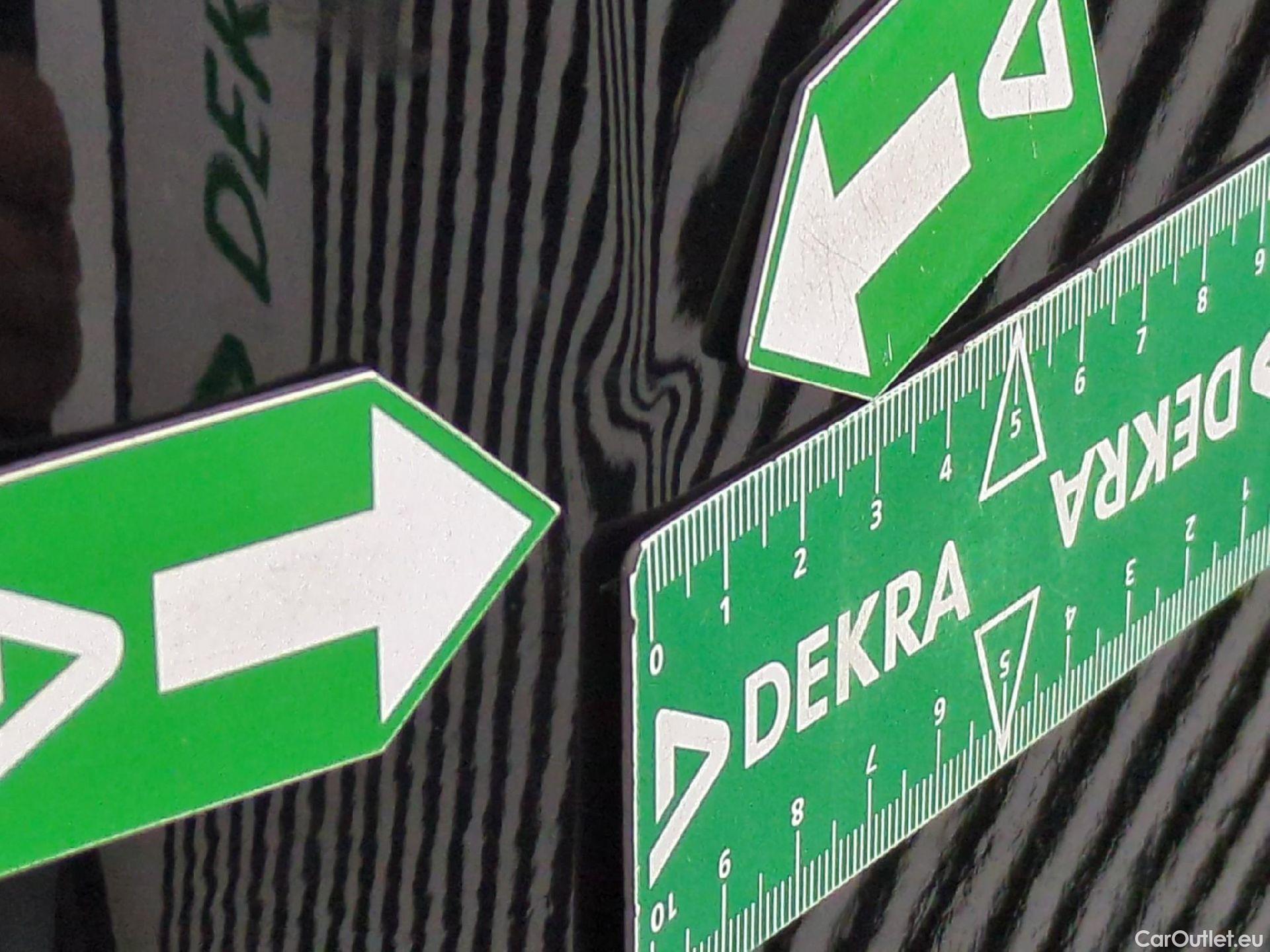  Volkswagen  Caddy VOLKSWAGEN  Van / 2015 / 4P / Fourgonnette 2.0 TDI 102 Business Line Plus #23