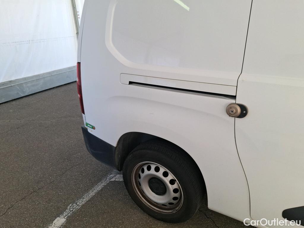  Citroen  Berlingo  Fourgon Club XL 950 1.6 BlueHDi 100CV BVM5 E6 #32