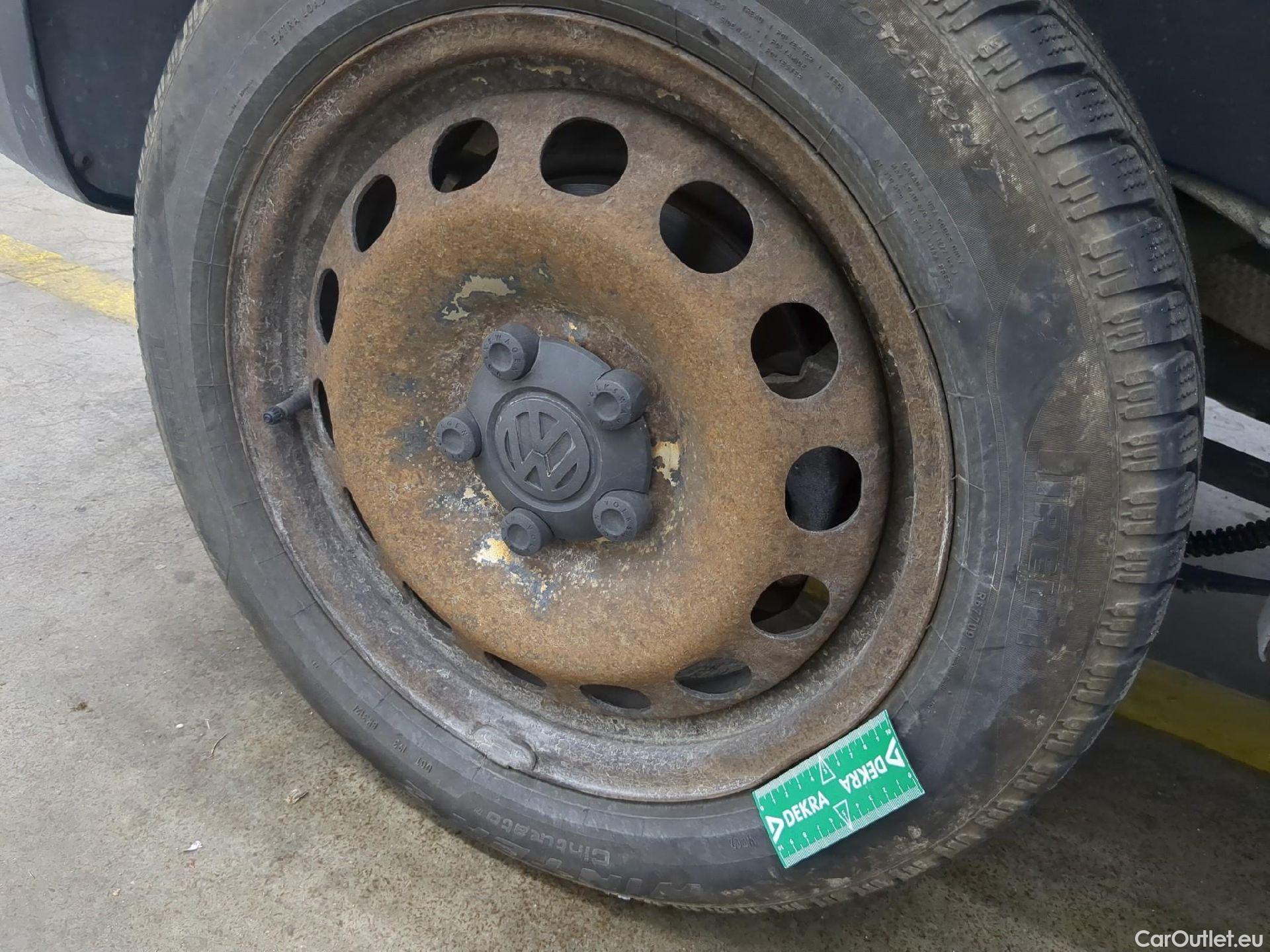  Volkswagen  Caddy VOLKSWAGEN  Van VU 4p Fourgonnette 2.0 TDI 122 4MOTION Business Line #13