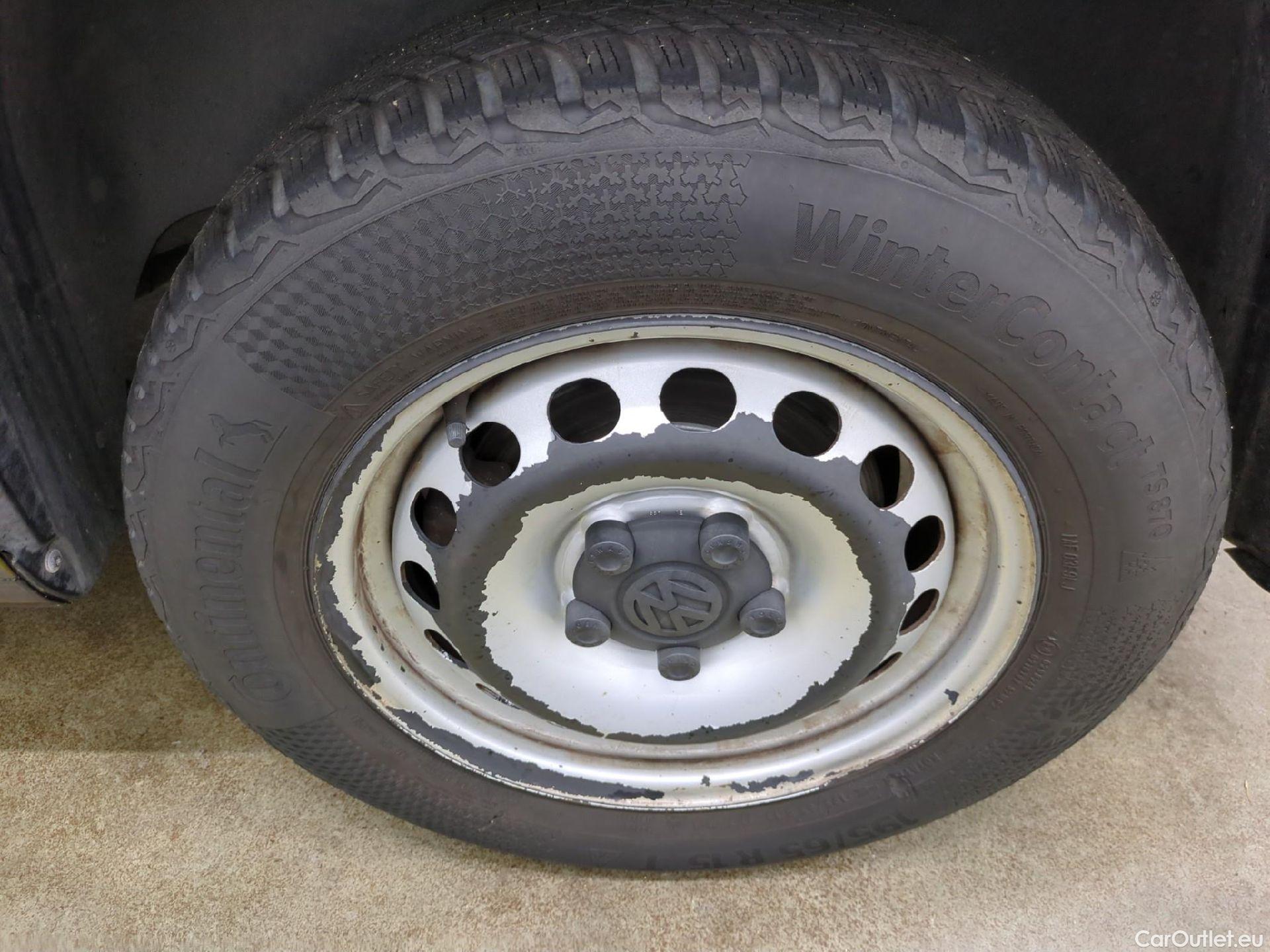  Volkswagen  Caddy VOLKSWAGEN  Van / 2015 / 4P / Fourgonnette 2.0 TDI 102 Business Line Plus #18